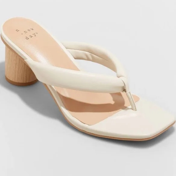 A New Day Sandals - Picture 1 of 7